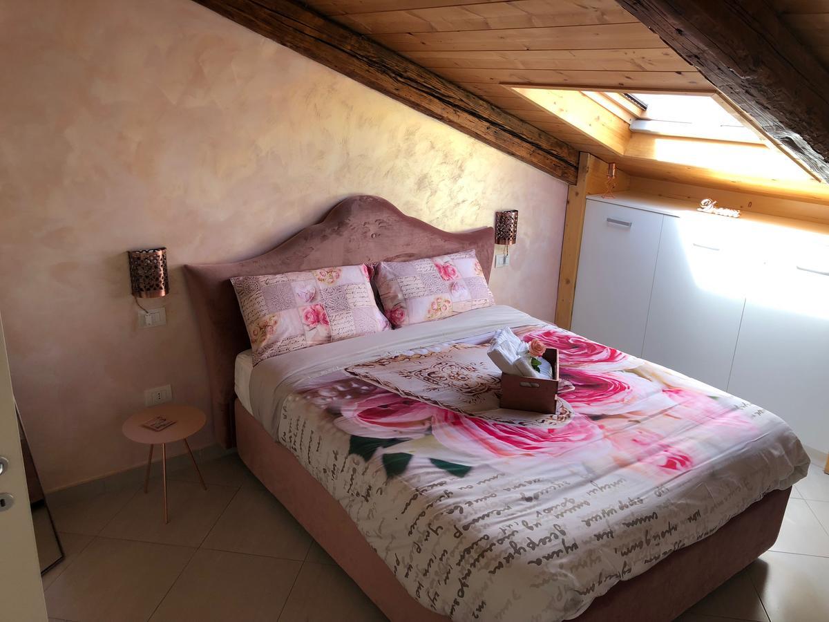 La Mansarda Bed & Breakfast Napoli